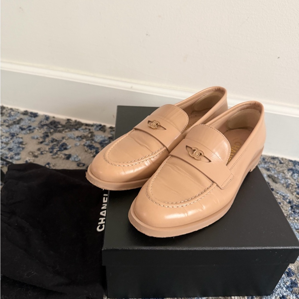 CHANEL Women's Beige Loafers